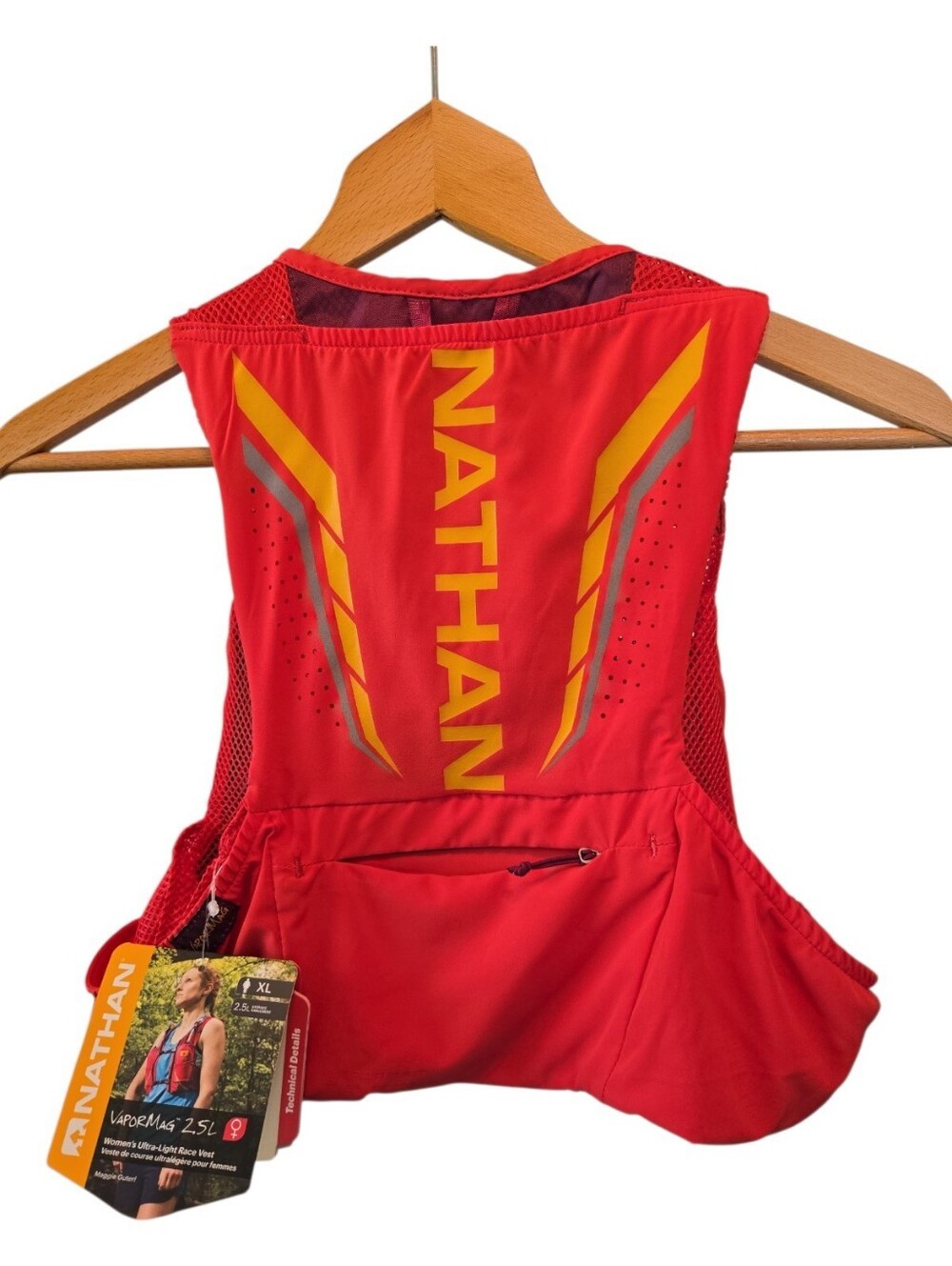 Nathan Womens VaporMag 2.5L Ultra Lightweight Red Running Hydration Race Vest